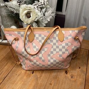 Louis Vuitton Tahitienne Neverful MM